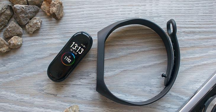 Xiaomi Mi Band 4 at Aliexpress Review | 10 reasons why you need it