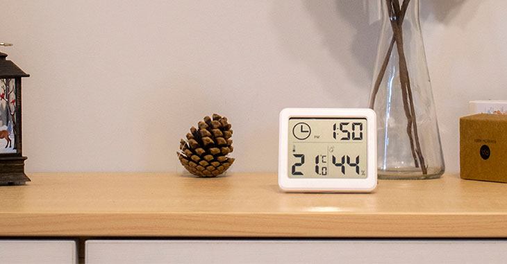 Electronic clock with thermometer at Aliexpress Review